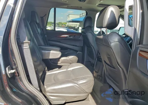 2019 Cadillac Escalade Premium Luxury z USA, uszkodzony, nr VIN 1GYS3CKJXKR152853